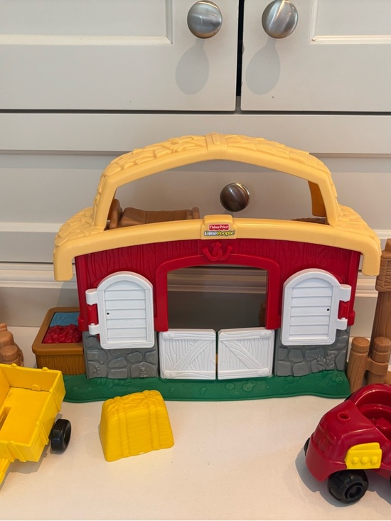 Little People Barn Set - Picture 3 of 5